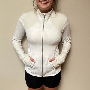 Lululemon white and cream jacket with thumbholes